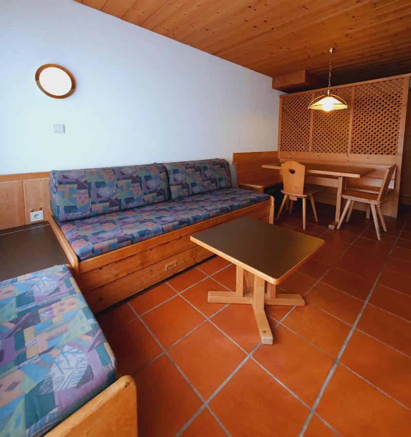 Residence Silvester Racines Eksteriør bilde
