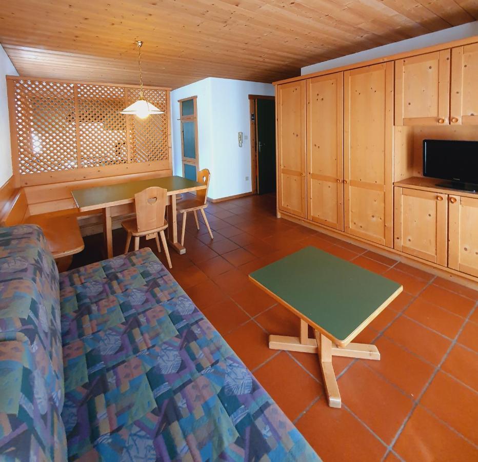 Residence Silvester Racines Eksteriør bilde