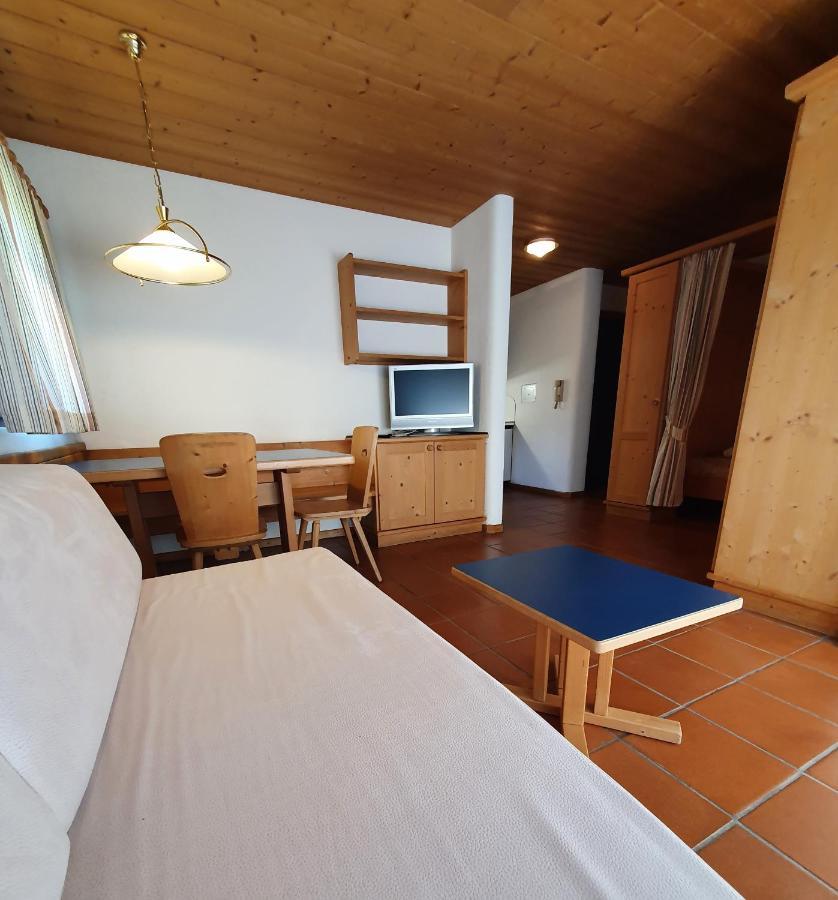 Residence Silvester Racines Eksteriør bilde
