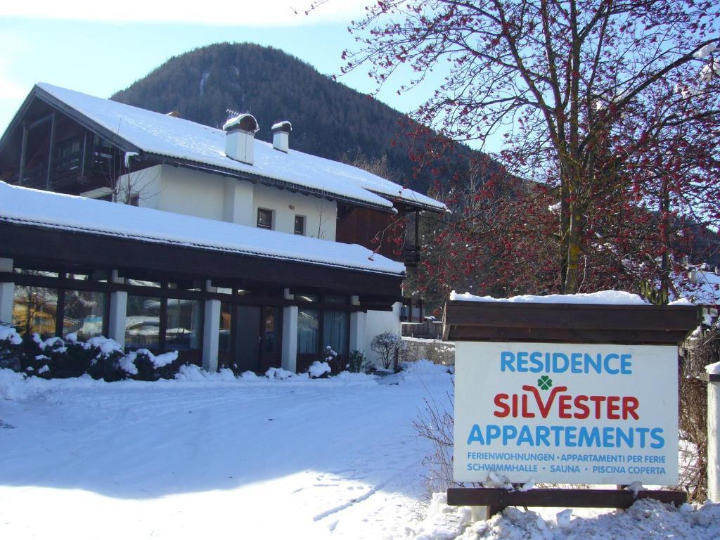Residence Silvester Racines Eksteriør bilde